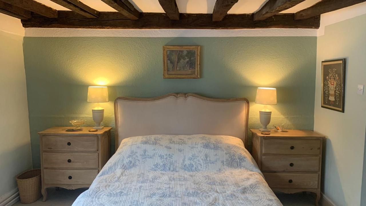The Totnes Guest House. Upstairs At Zappa'S Exterior photo