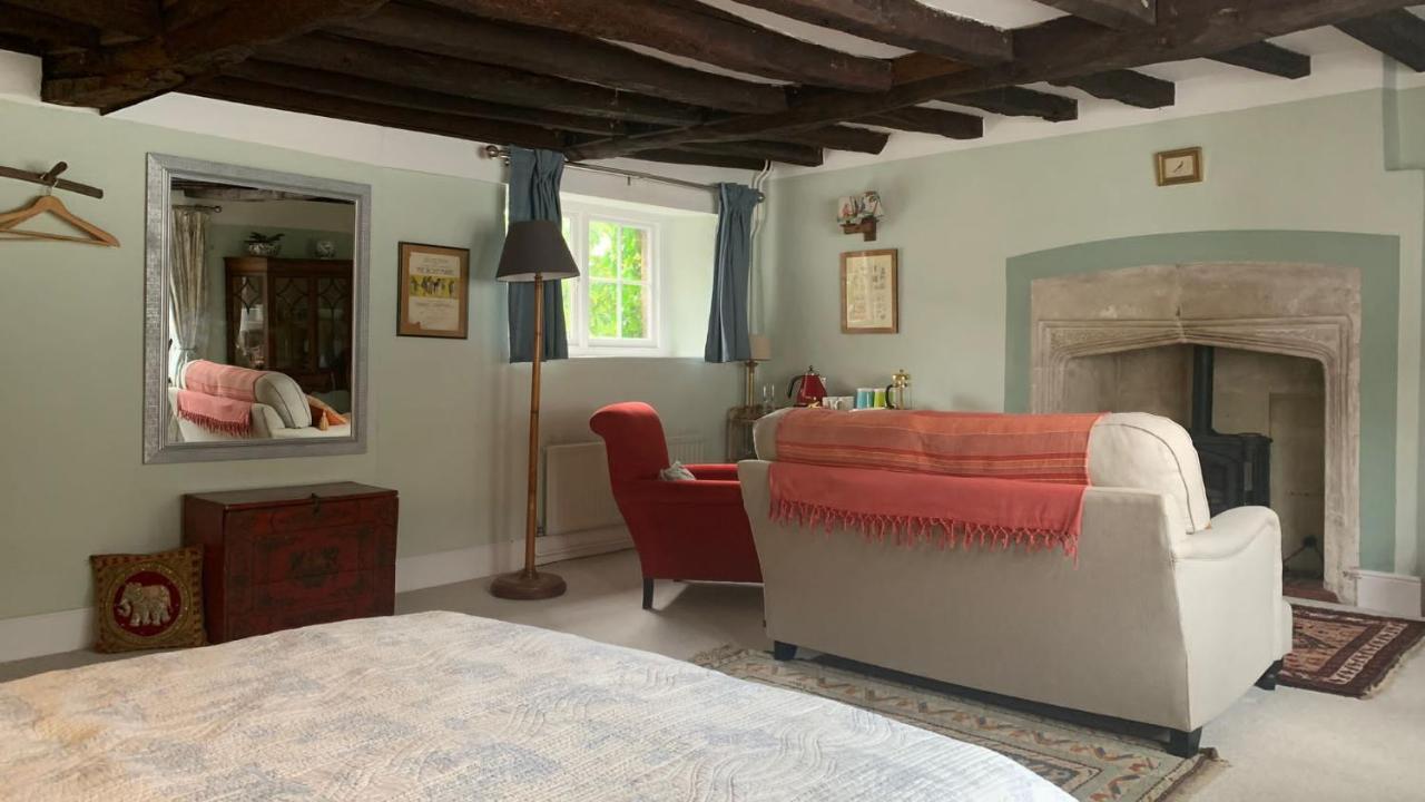 The Totnes Guest House. Upstairs At Zappa'S Exterior photo