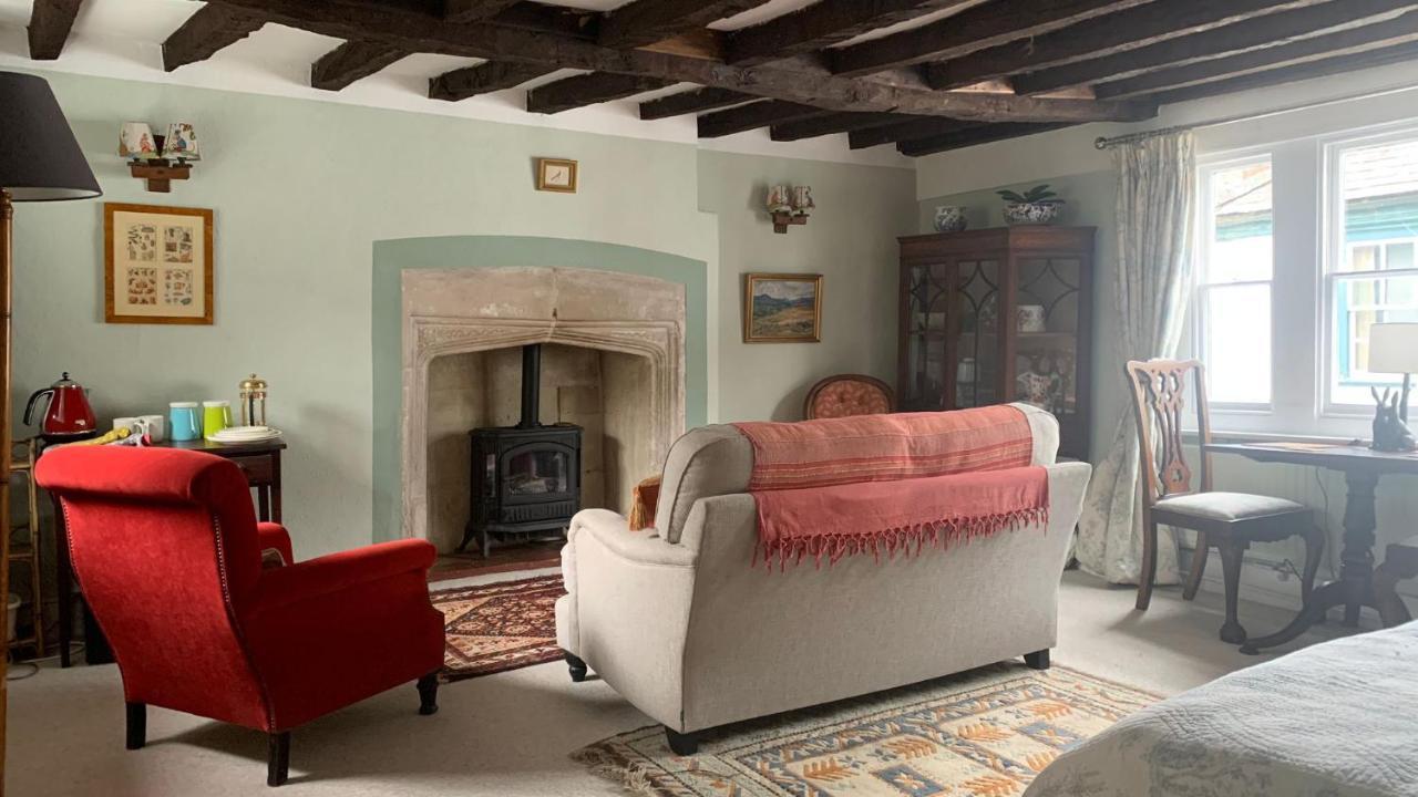 The Totnes Guest House. Upstairs At Zappa'S Exterior photo